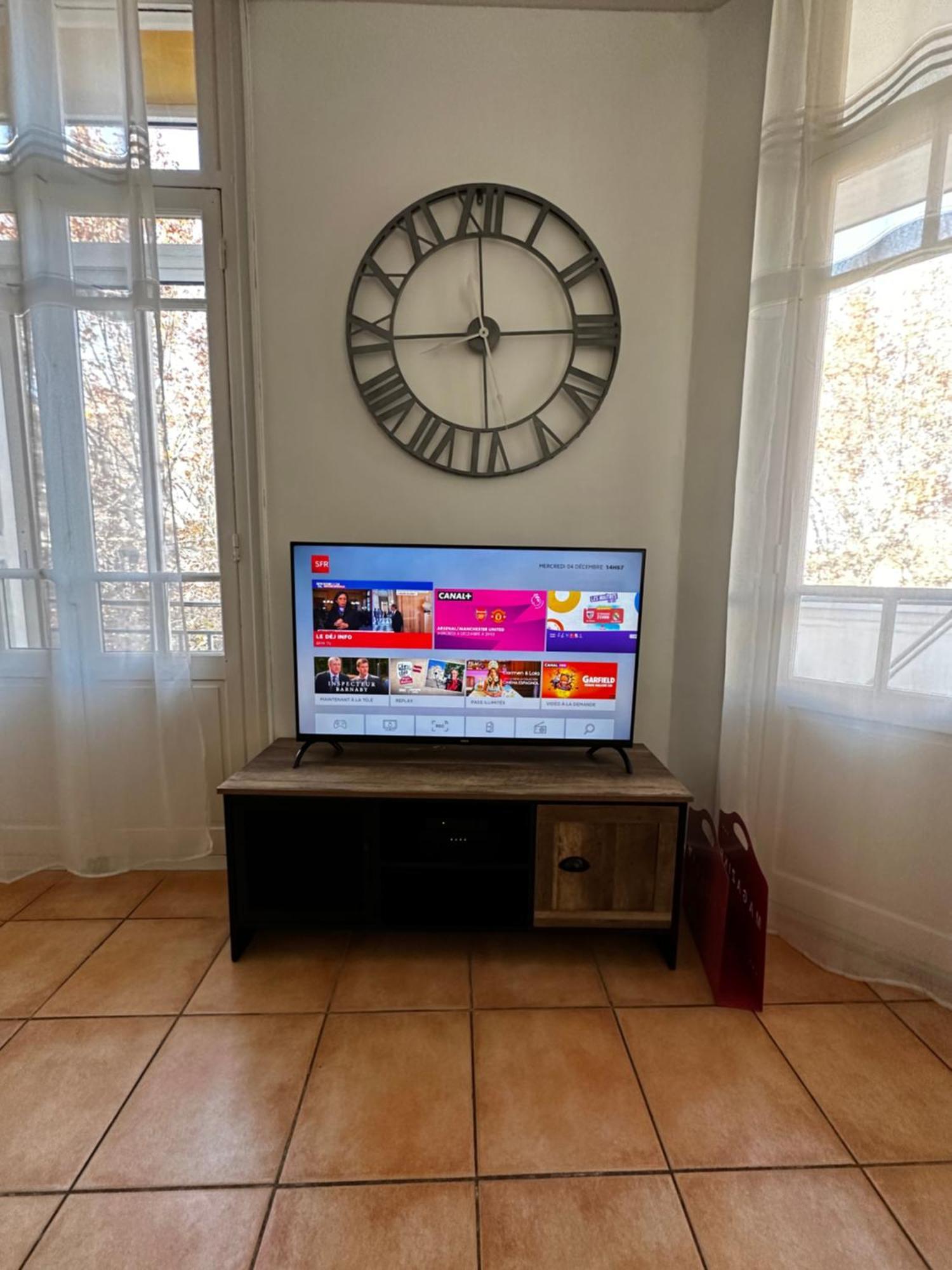 Appartement Lumineux Et Spacieux 2 Chambres Avec Parking Gratuit Dans La Rue Perpignan Zewnętrze zdjęcie